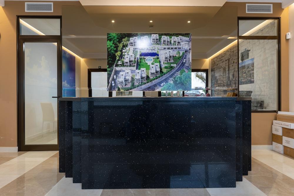 Calma Holiday Villas 1