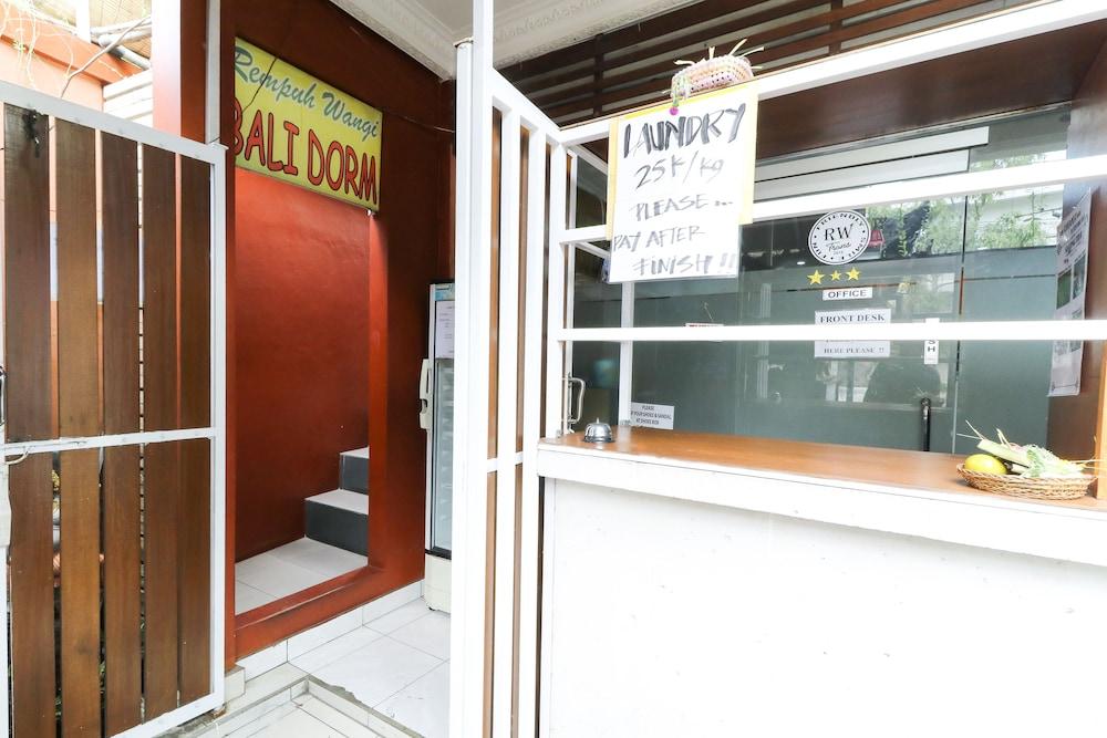 Rw Downtown Hostel Ubud 2