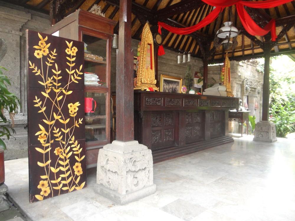 Monkey Forest Bungalow 2