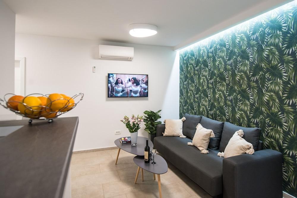 Dubrovnik Spectrum Rooms 1