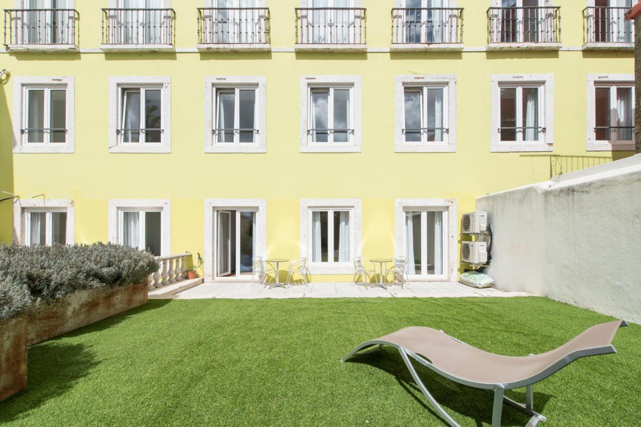 Alfama Lisbon Lounge Suites 2