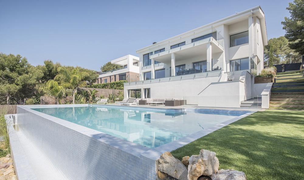 Exclusive Tamarit Villa Th 85