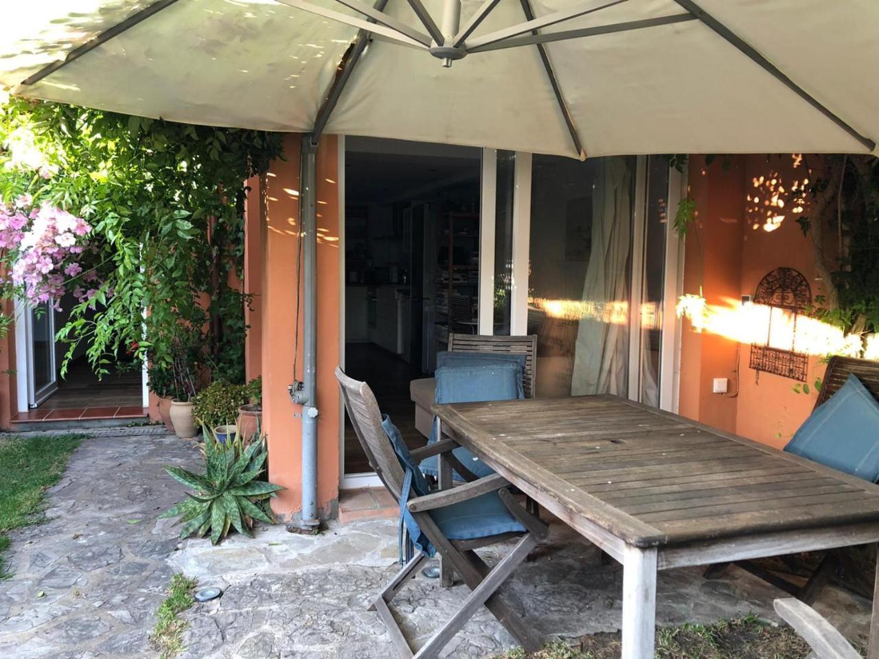 Beach Apartment Garden And Wifi 2