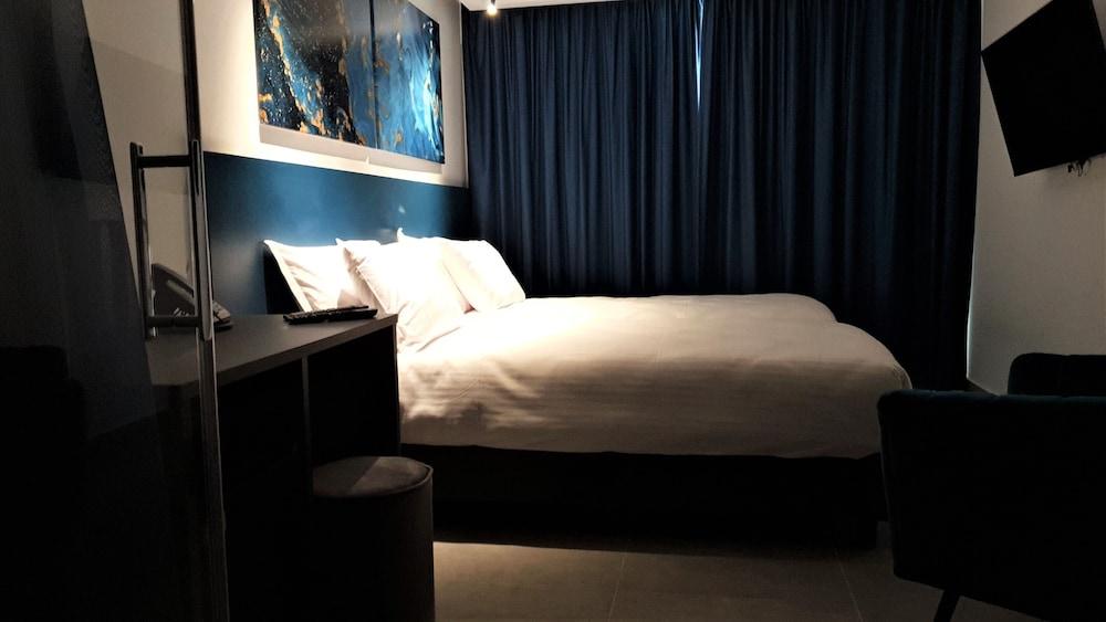 Flamingo Hotel Malta 2