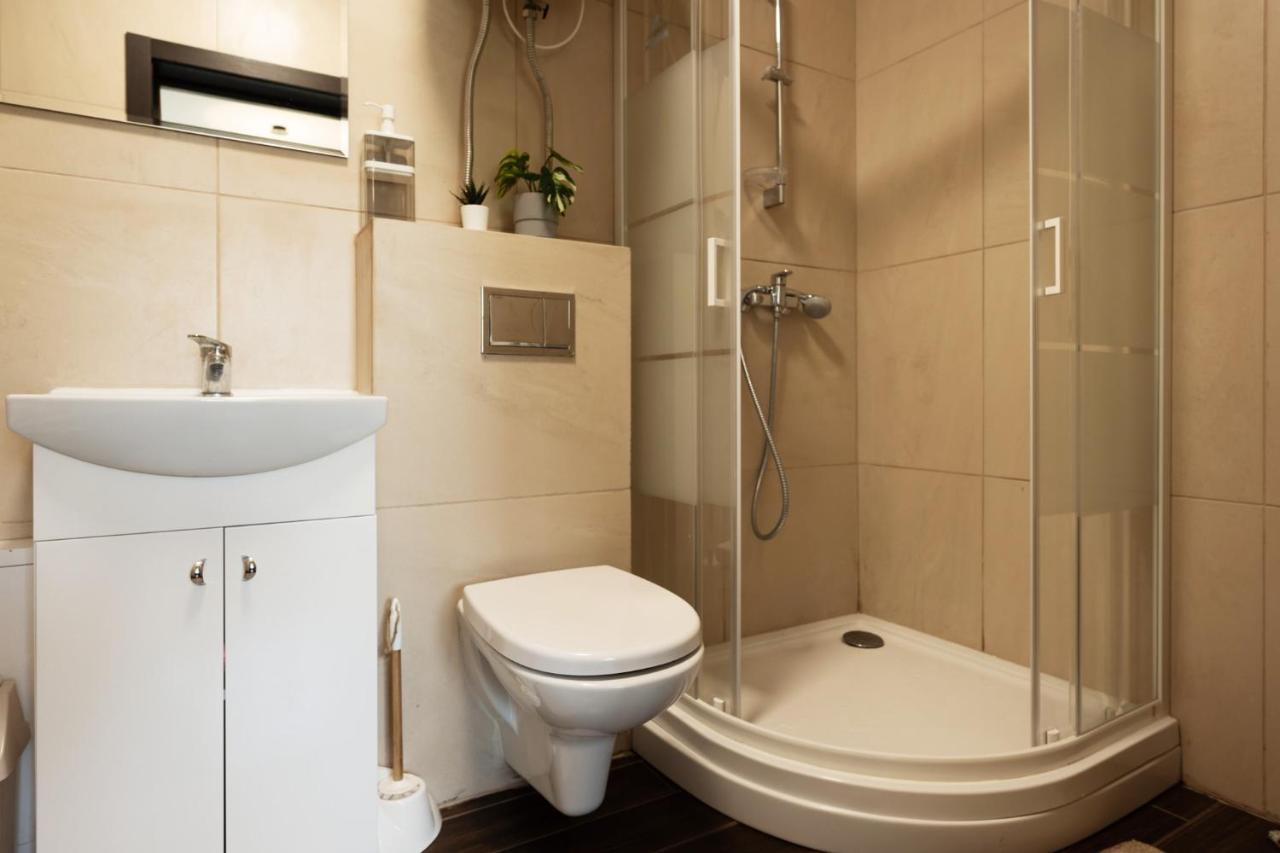 3 Apartment Between Two Lakes 1