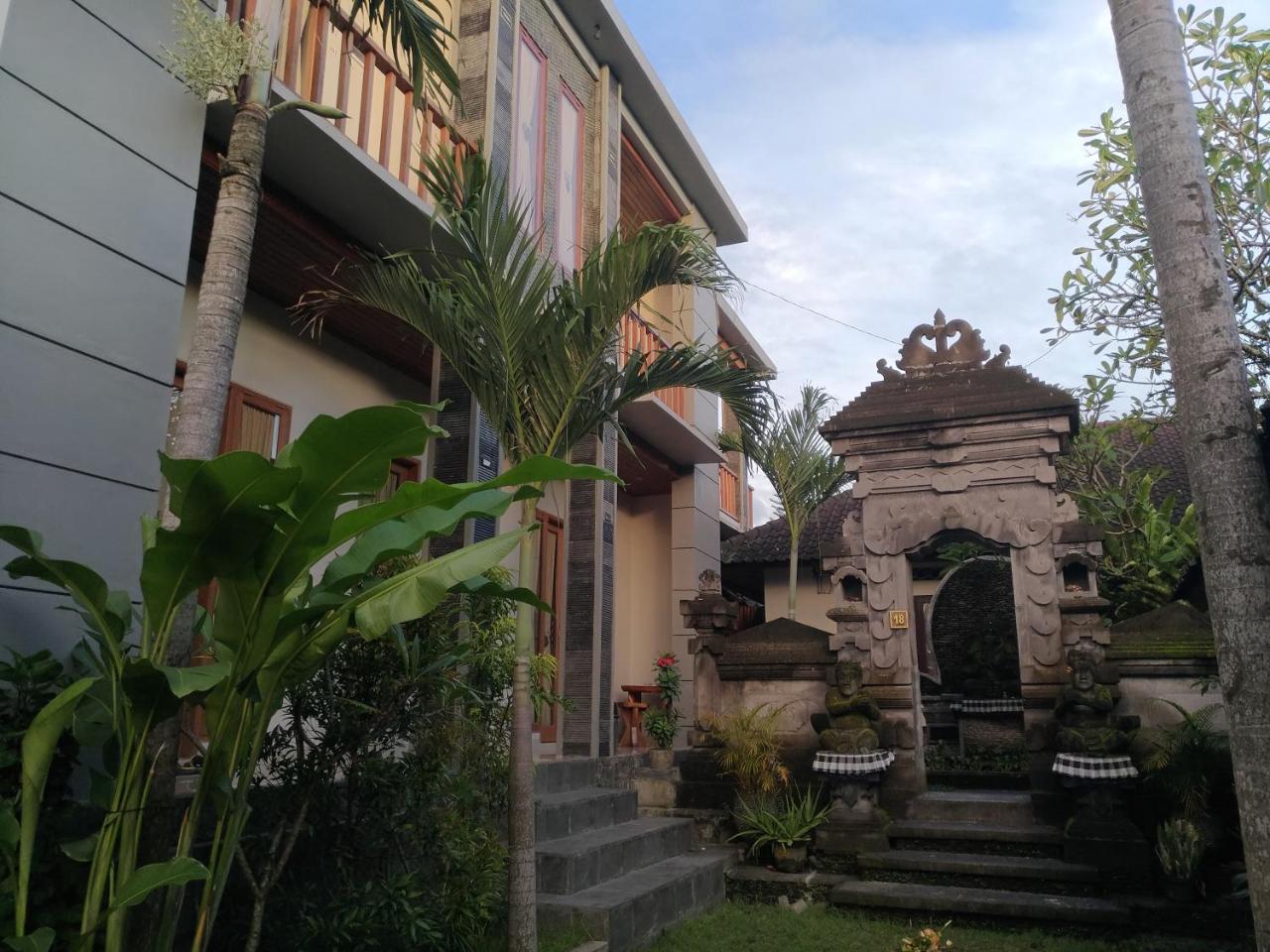 Mekenyem House Ubud 2