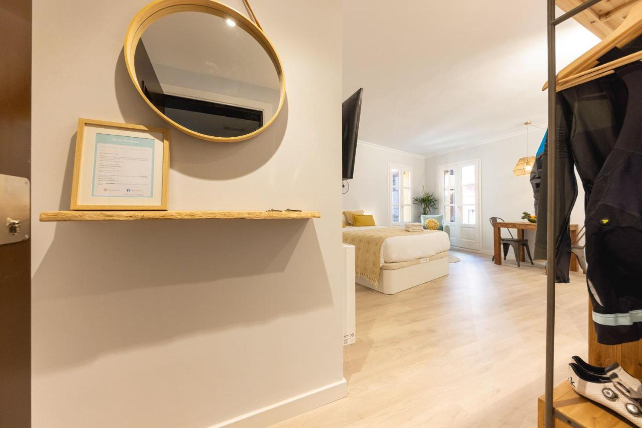 Bravissimo Barca Studio Dos 1