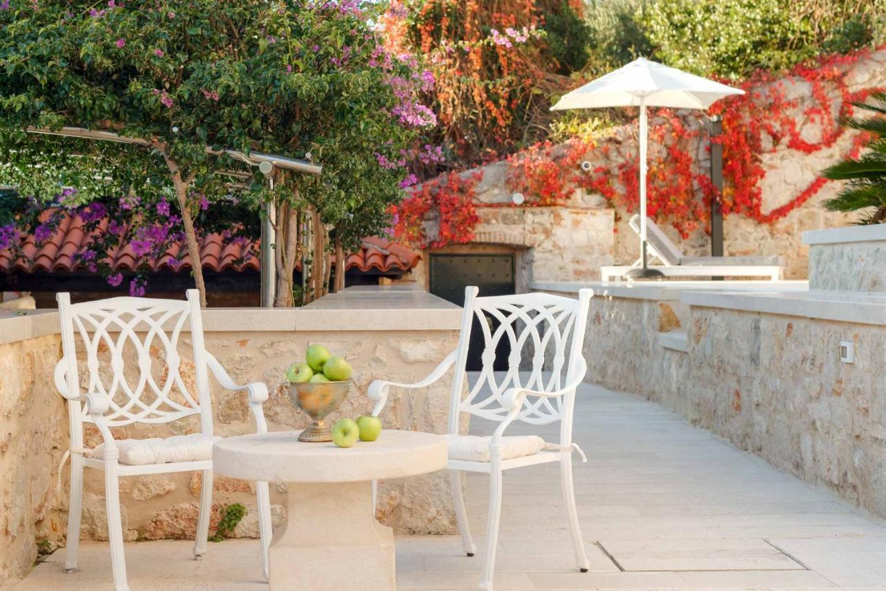 Sensational Dubrovnik Villa Villa Filia 6 Bedrooms Overlooking Dubrovnik City Walls Old Town 2