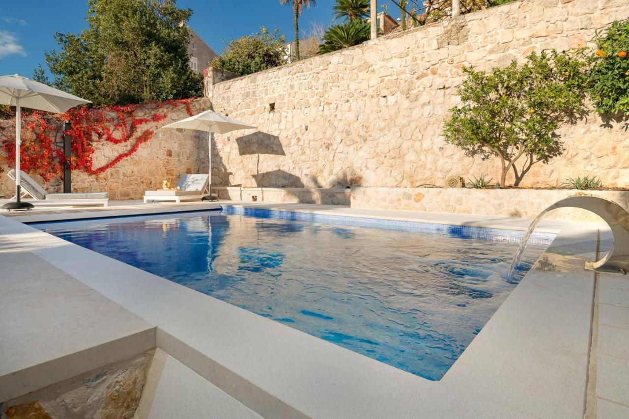 Sensational Dubrovnik Villa Villa Filia 6 Bedrooms Overlooking Dubrovnik City Walls Old Town 1