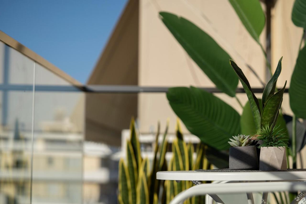 Unique Central Lee Pham Apartment 1