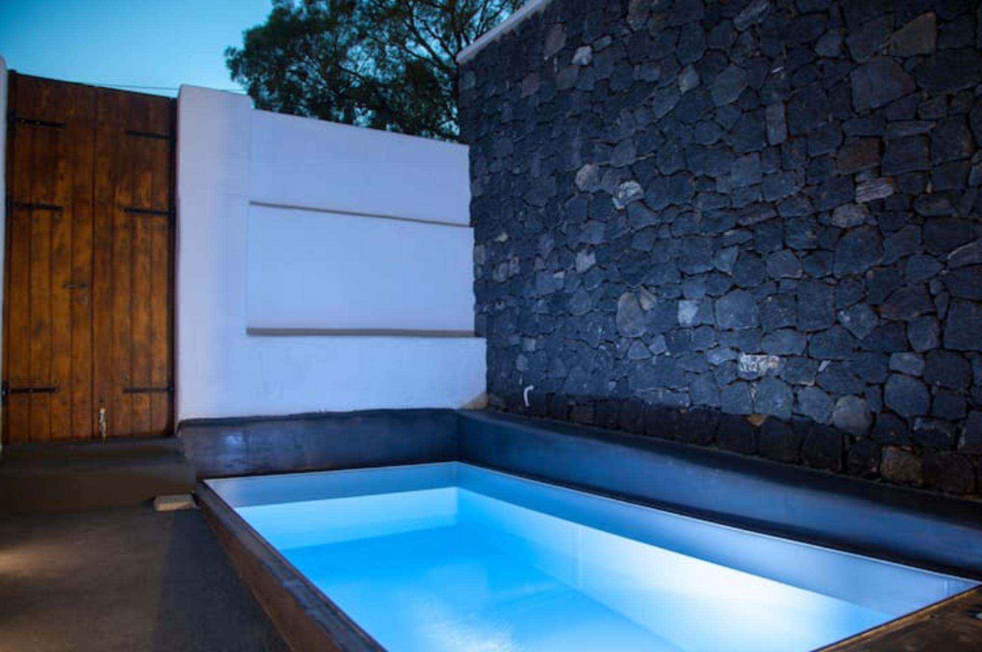 Onirondas Villas Dom Style in Fira City 1