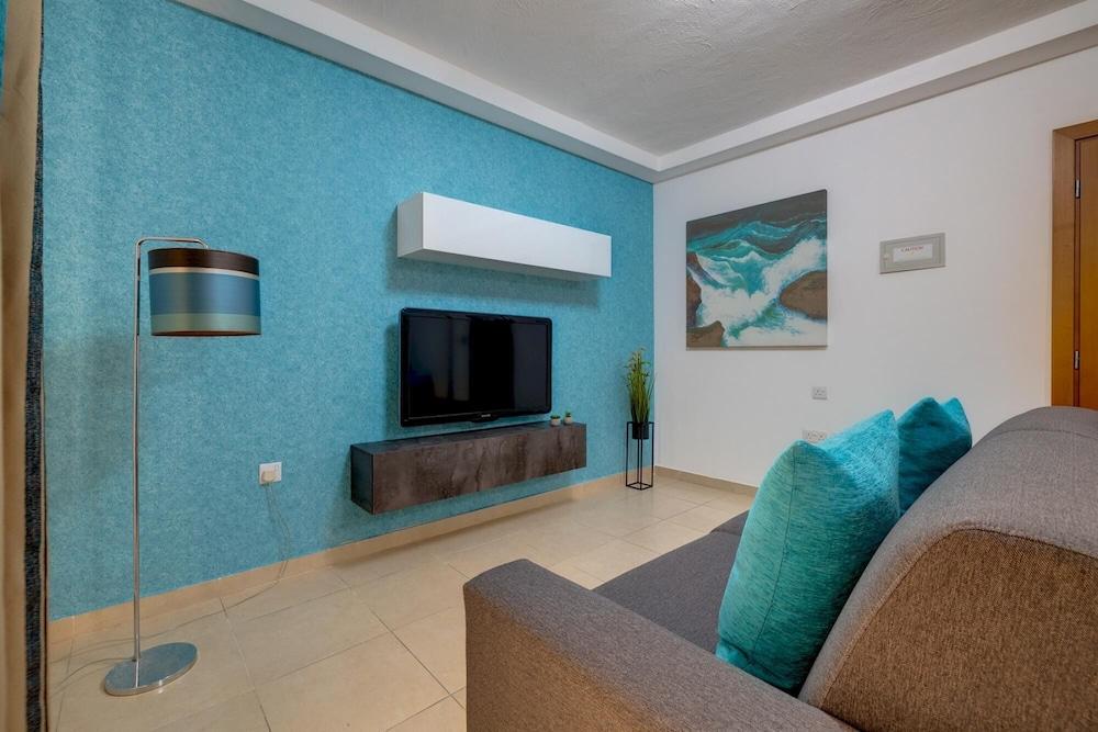 Sliema Tigne Suites