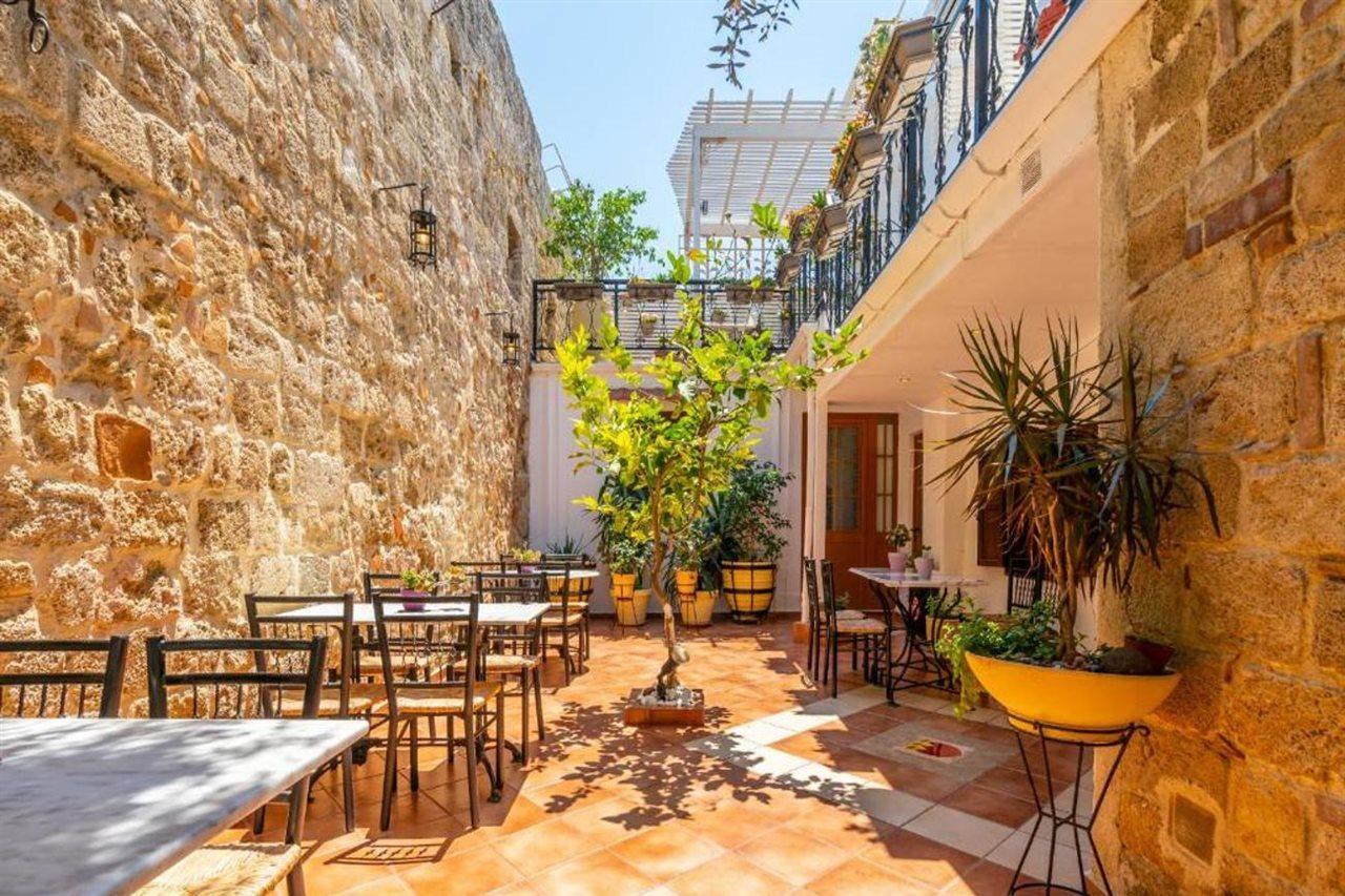 Cava D' Oro (Adults only) 2