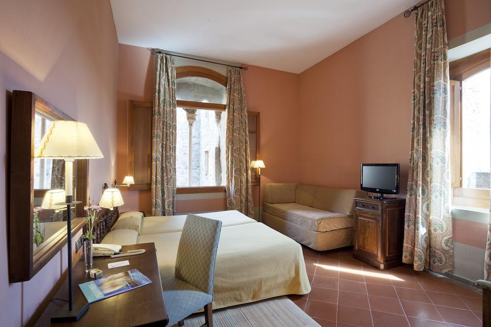 Parador de Cardona 2