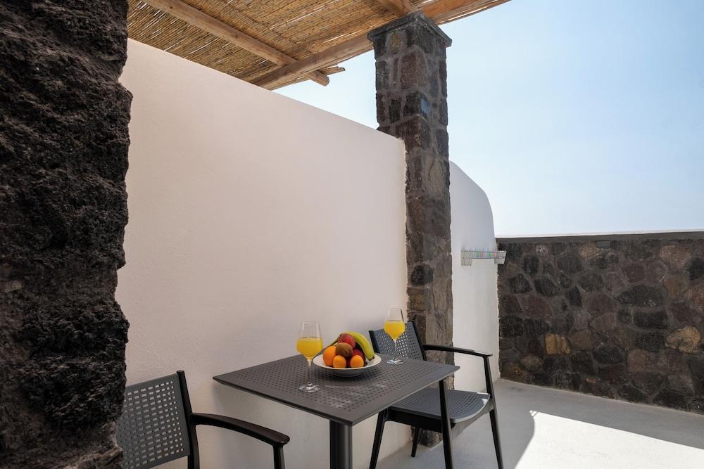 Sand Gem Beach Apartments 1