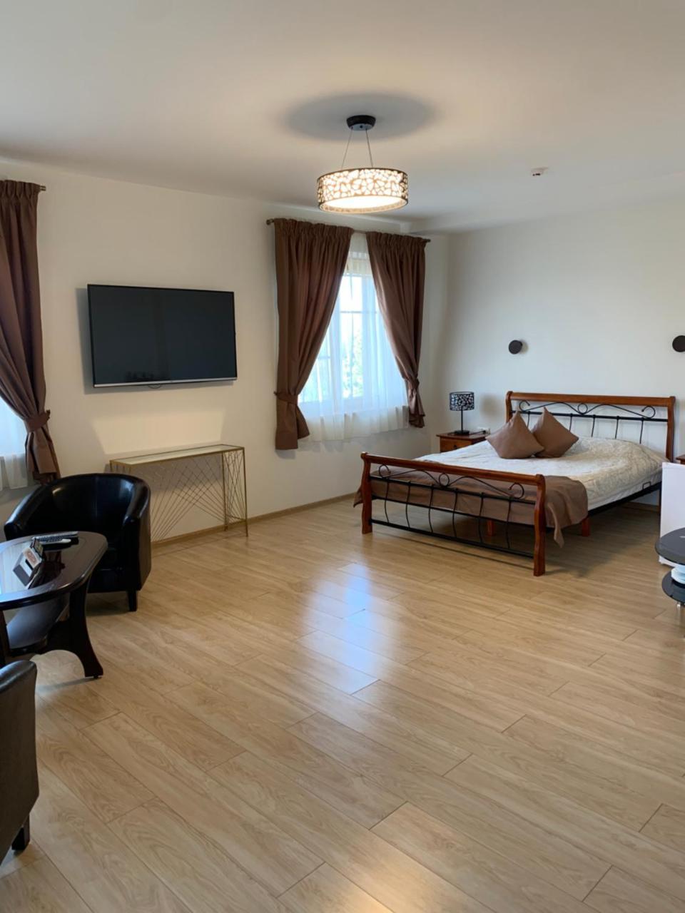 Prie Ziedo (Adults Only) 1