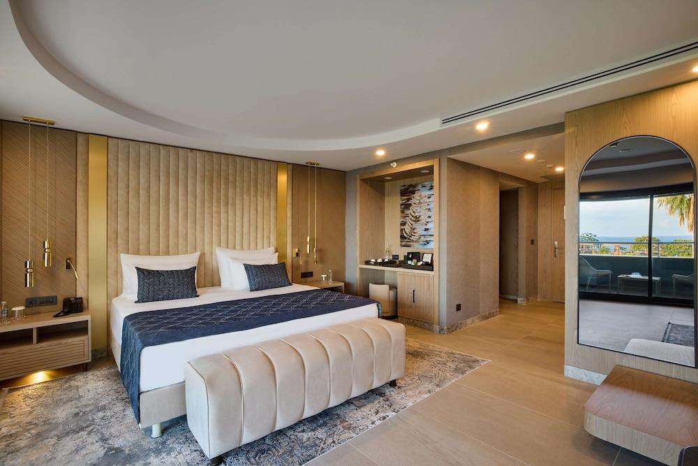 Movenpick Resort Antalya Tekirova 2