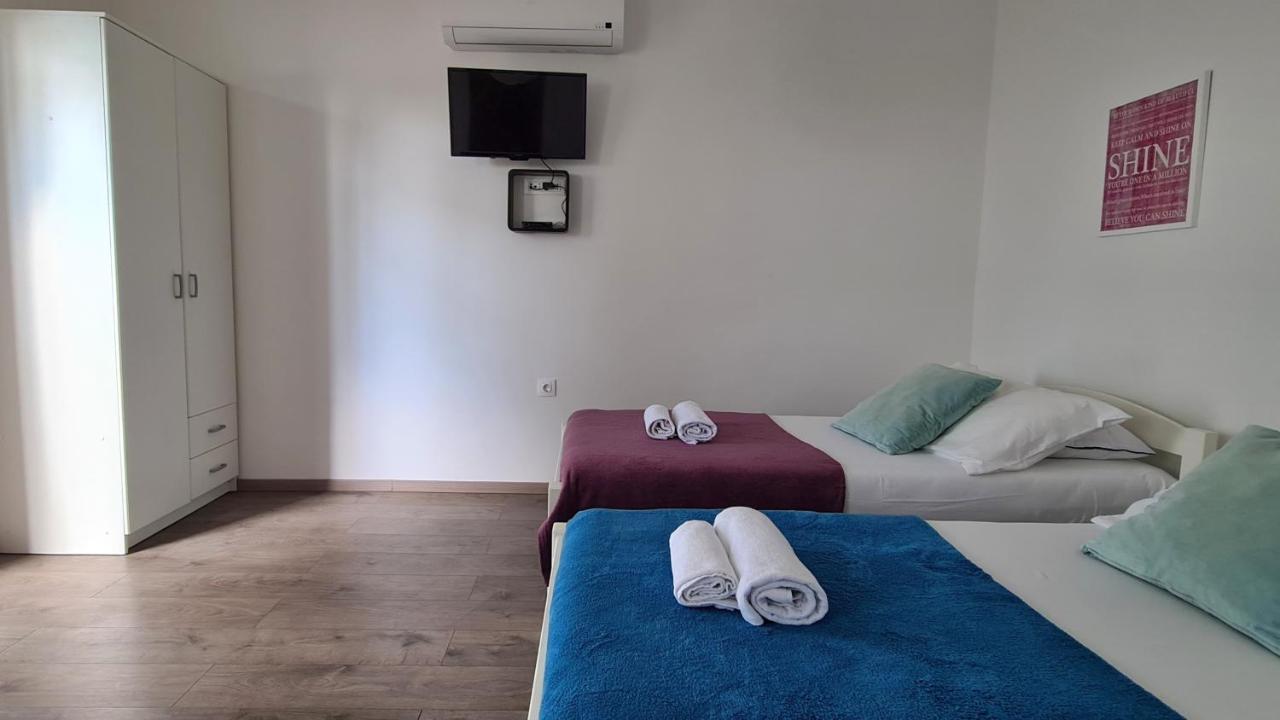 Cin&Co Central Apartments 1