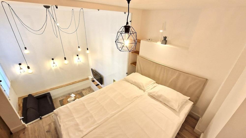 Zema5 Old Town Loft