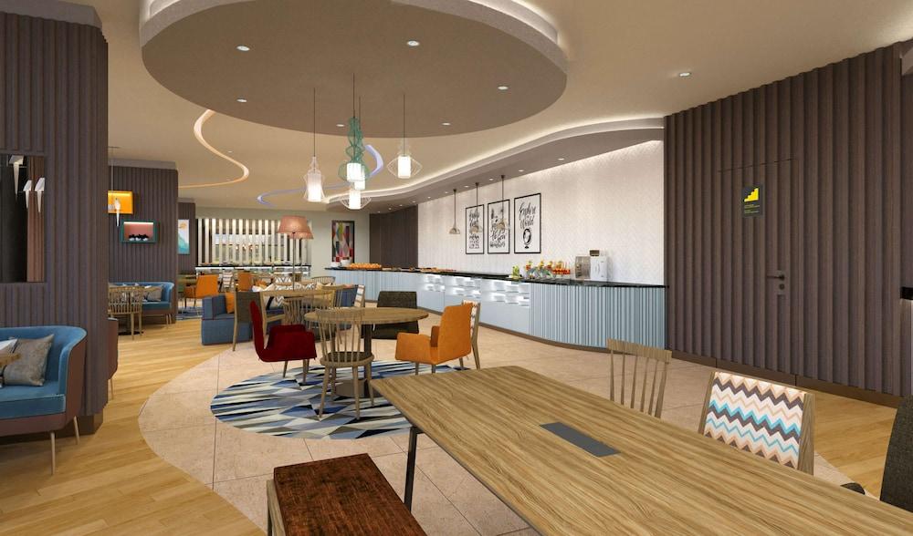 Hampton by Hilton Antalya Airport 2