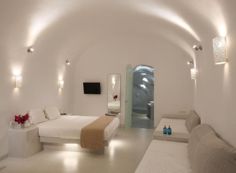 Fira Epic Residens 1