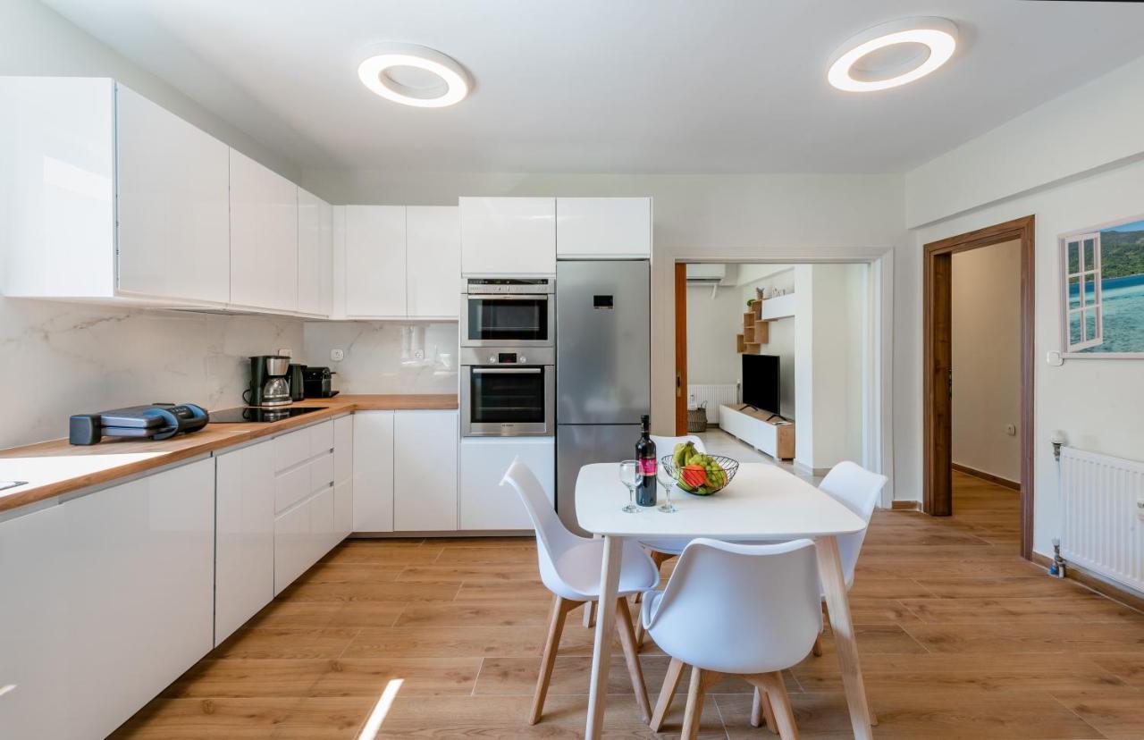 Flower Veranda 1st Floor App 2