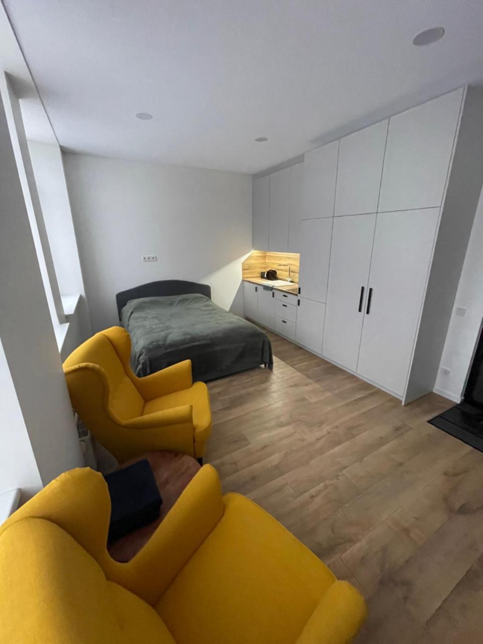 30 Airport Apartment (Adults Only) 2