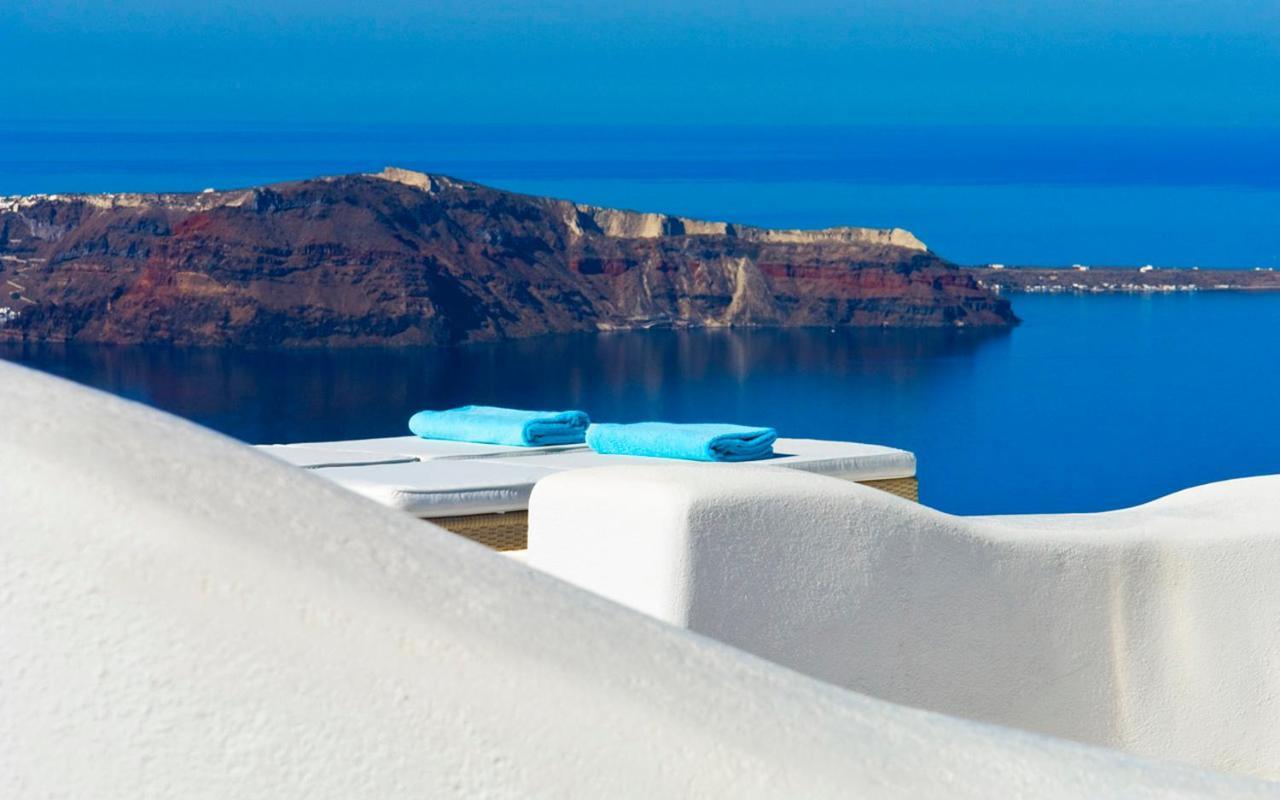 White Santorini (Adults only) 2
