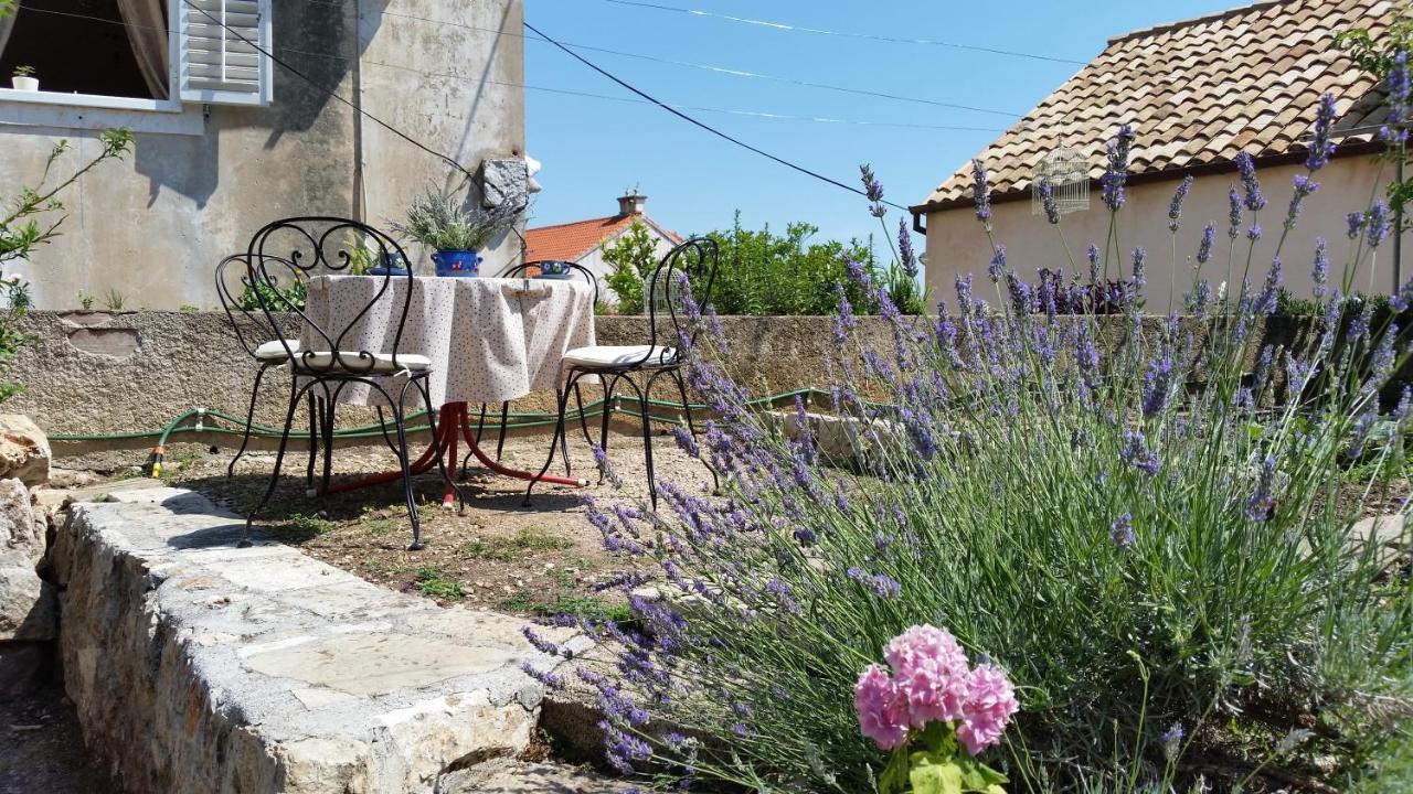 Romantic Studio Old Dinka - with Garden (Adults Only) 1