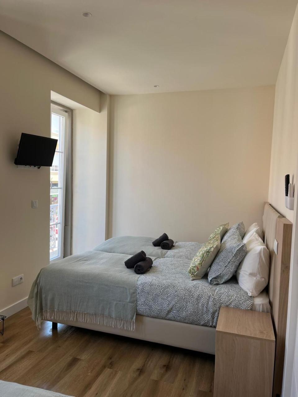 Sintra Flower Vintage Chalet 1