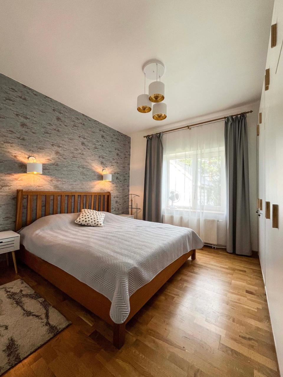 Calm Garden Suite Near Green Lakes 1