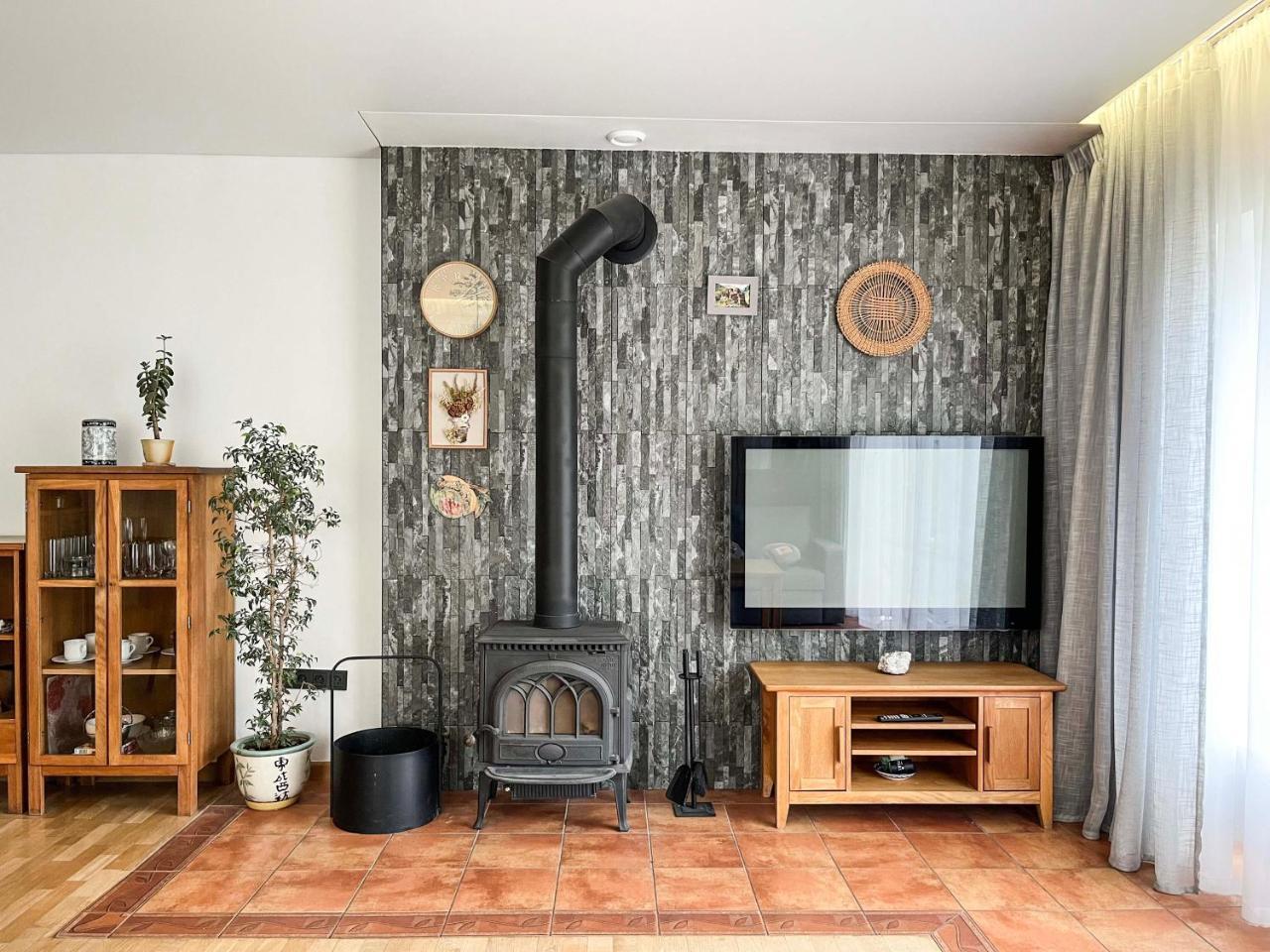 Calm Garden Suite Near Green Lakes 2