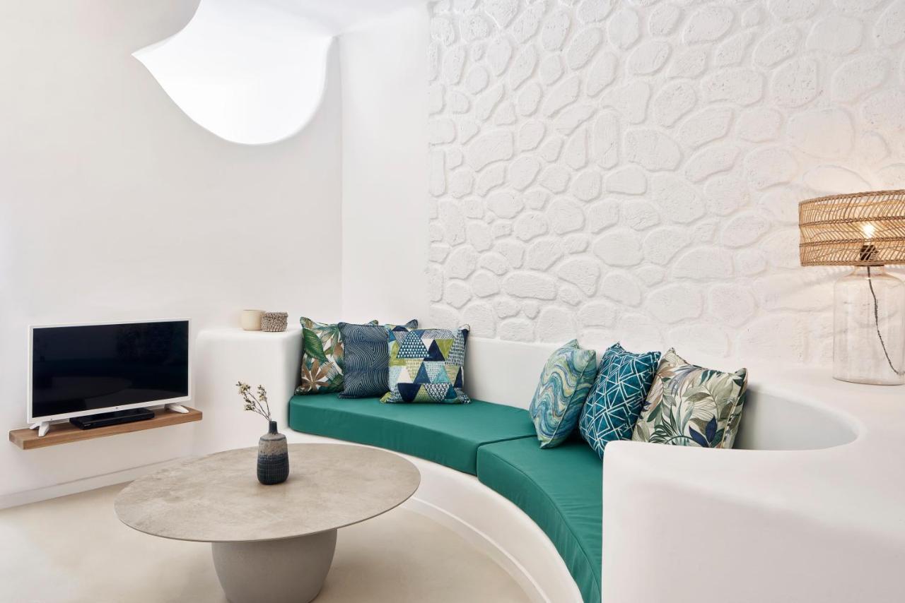 El Verano Sunset (Adults Only) 2