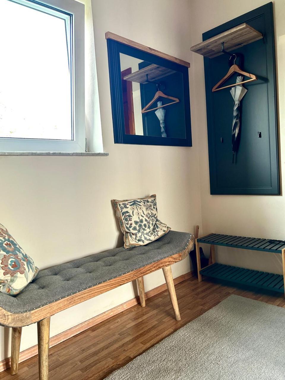 Großes Apartment Mit Terrasse Und Garten (Adults Only) 2