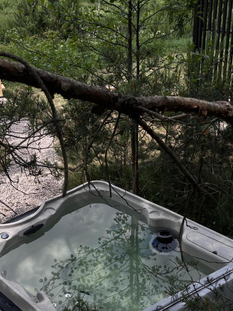 Konga Stay L - Private Jacuzzi Included (Adults Only) 2