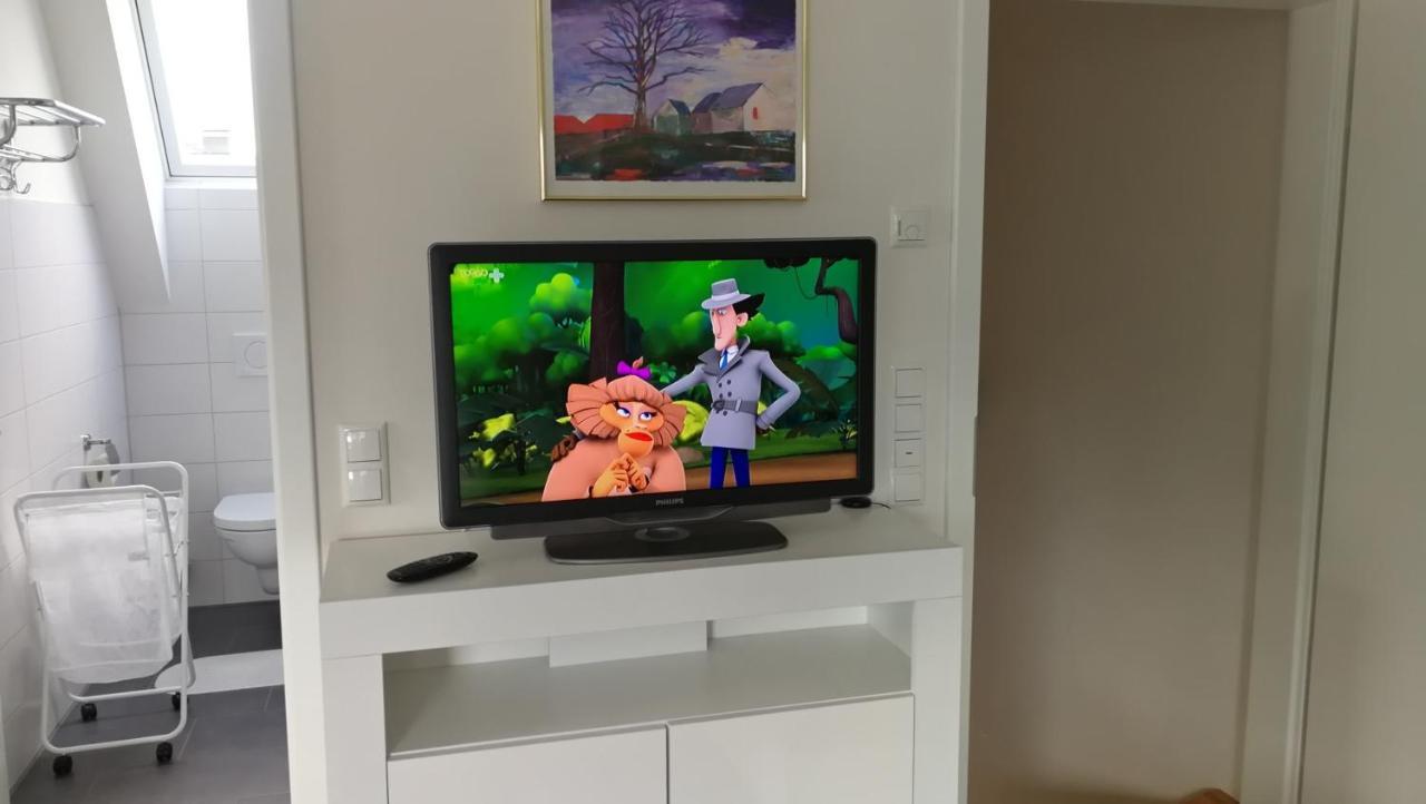 Munchen Waldperlach Ruhig Und Sehr Schone Wohnung (Adults Only) 1