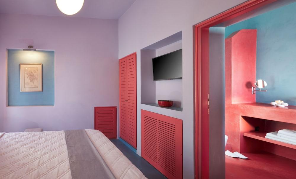 Caldera's Bliss Suites 1