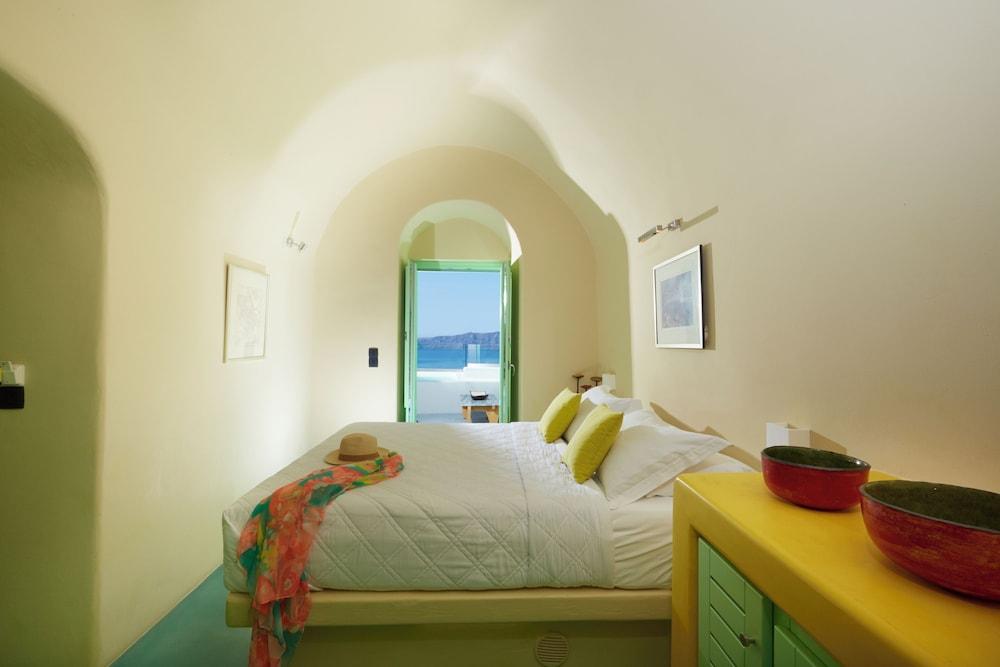 Caldera's Bliss Suites 2