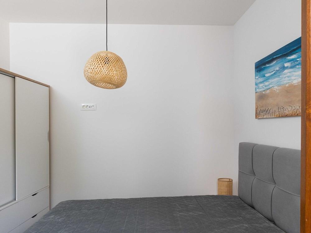 Apartment Thon - One Bedroom Apartment with Terrace And Garden View 1