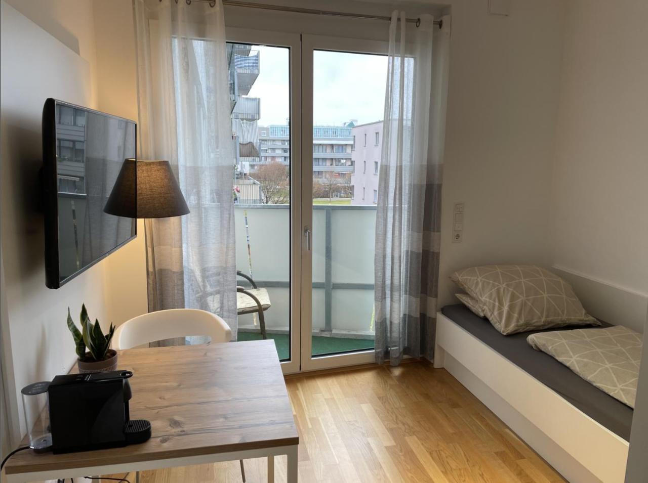 Munchen-Riem My Room Apartment An Der Messe (Adults Only) 1