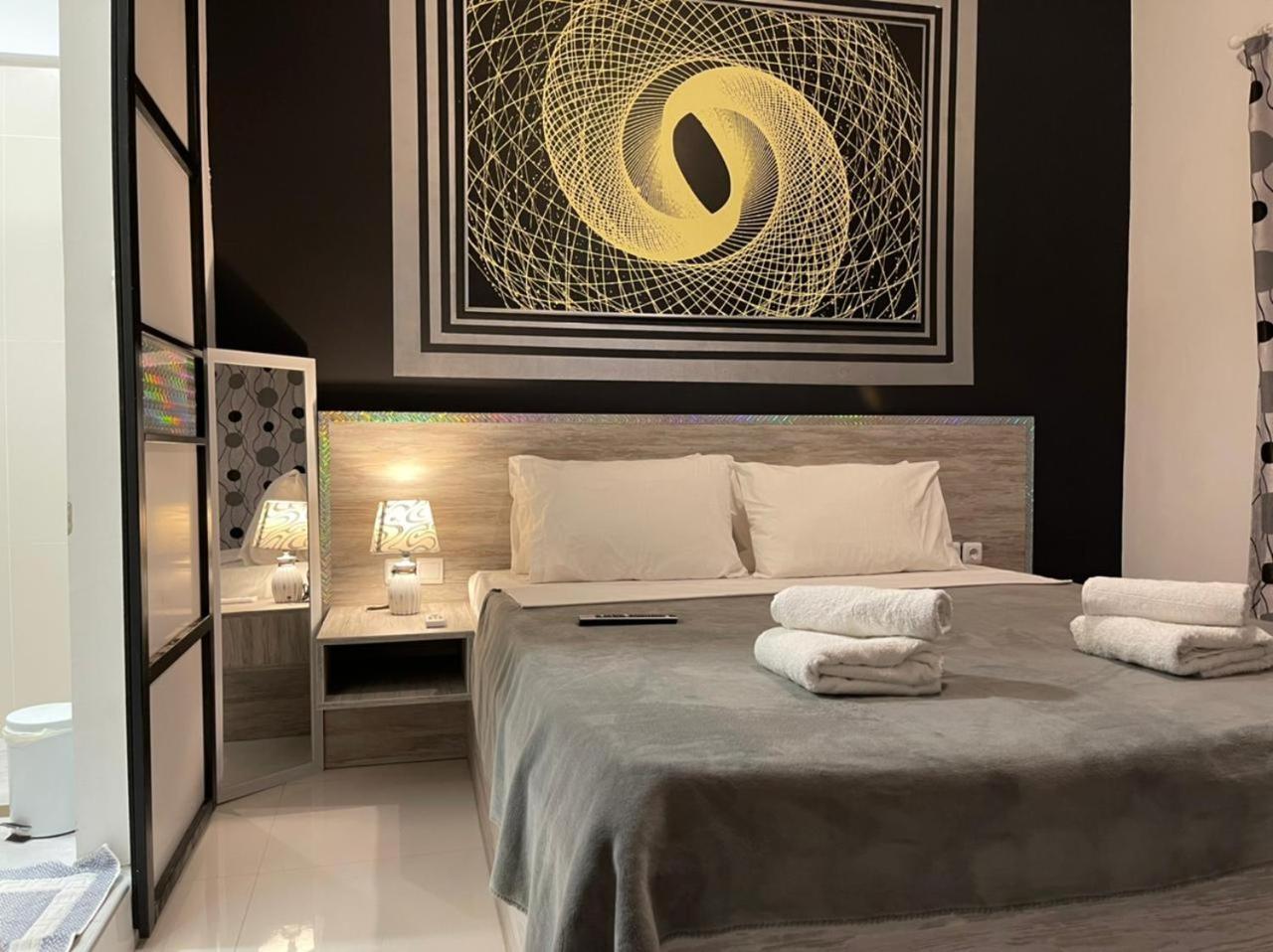 Jz Plus Picasso (Adults Only) 1