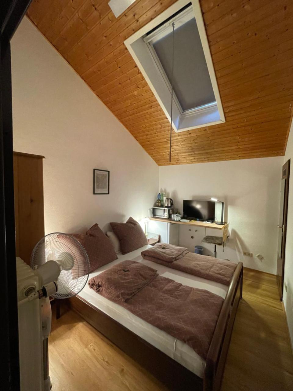 Cozy Apartment in Commercial Centre for Two 2