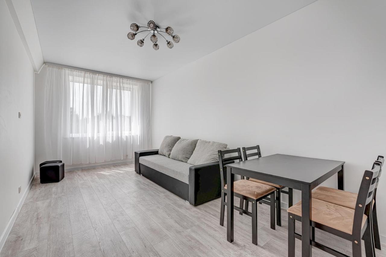 Studio61 Pramones 107