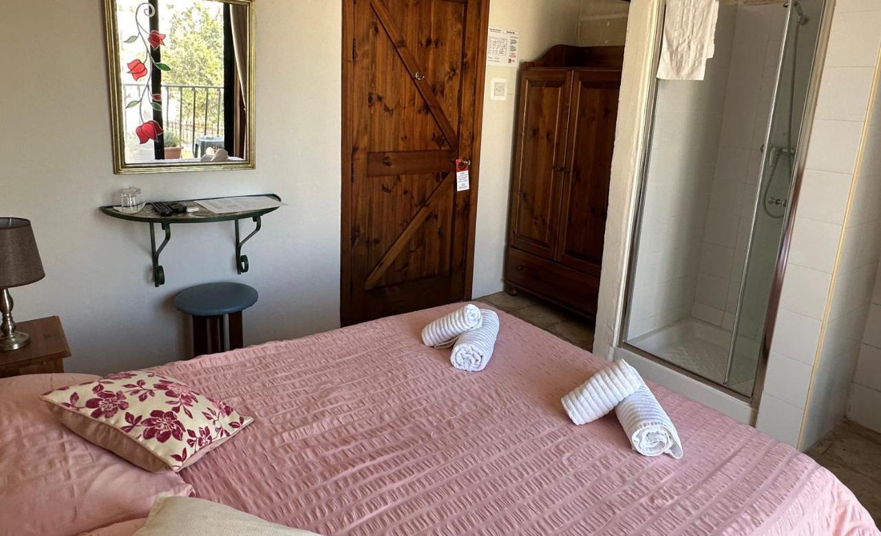 Green Grove Guest House 2