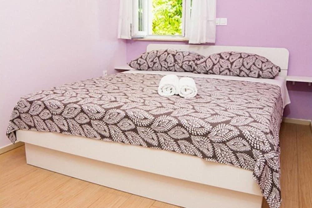 Apartments Stella - One Bedroom Apartment with Terrace A2 1