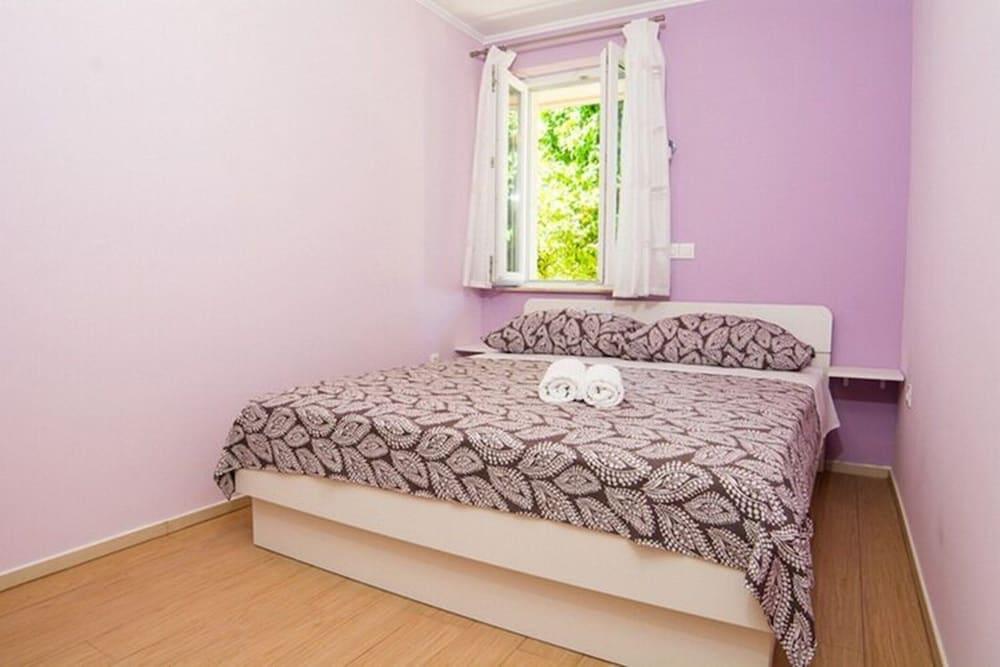 Apartments Stella - One Bedroom Apartment with Terrace A2 2