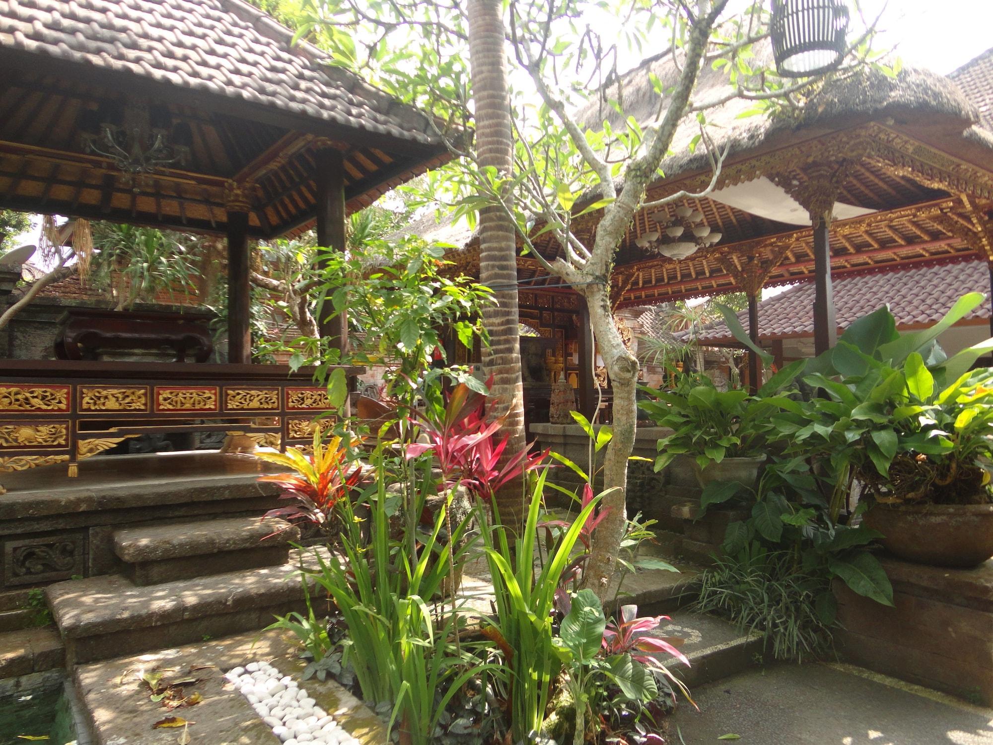 Monkey Forest Bungalow 2