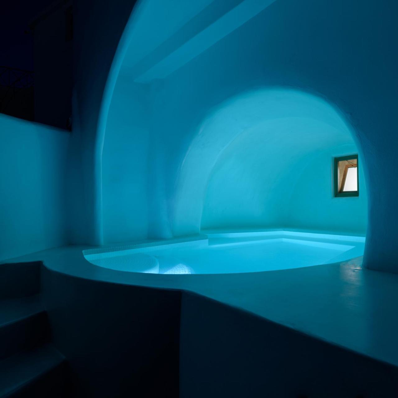 Lotus Cave Villa (Adults Only) 1