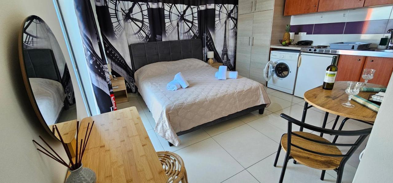 Primordial Apartment 1