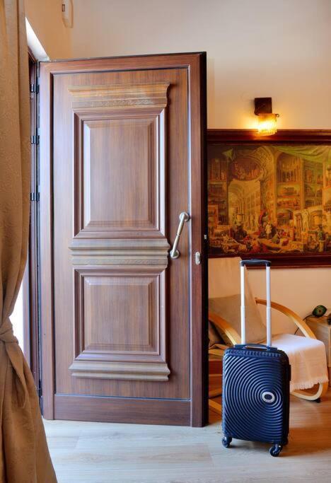 Unique Smaragda's Residense 2